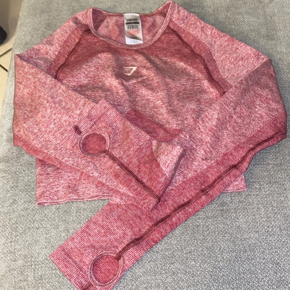 GYMSHARK long sleeve workout shirt